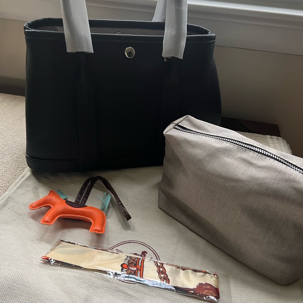 New Black Garden Party Tote Bag with Accessories